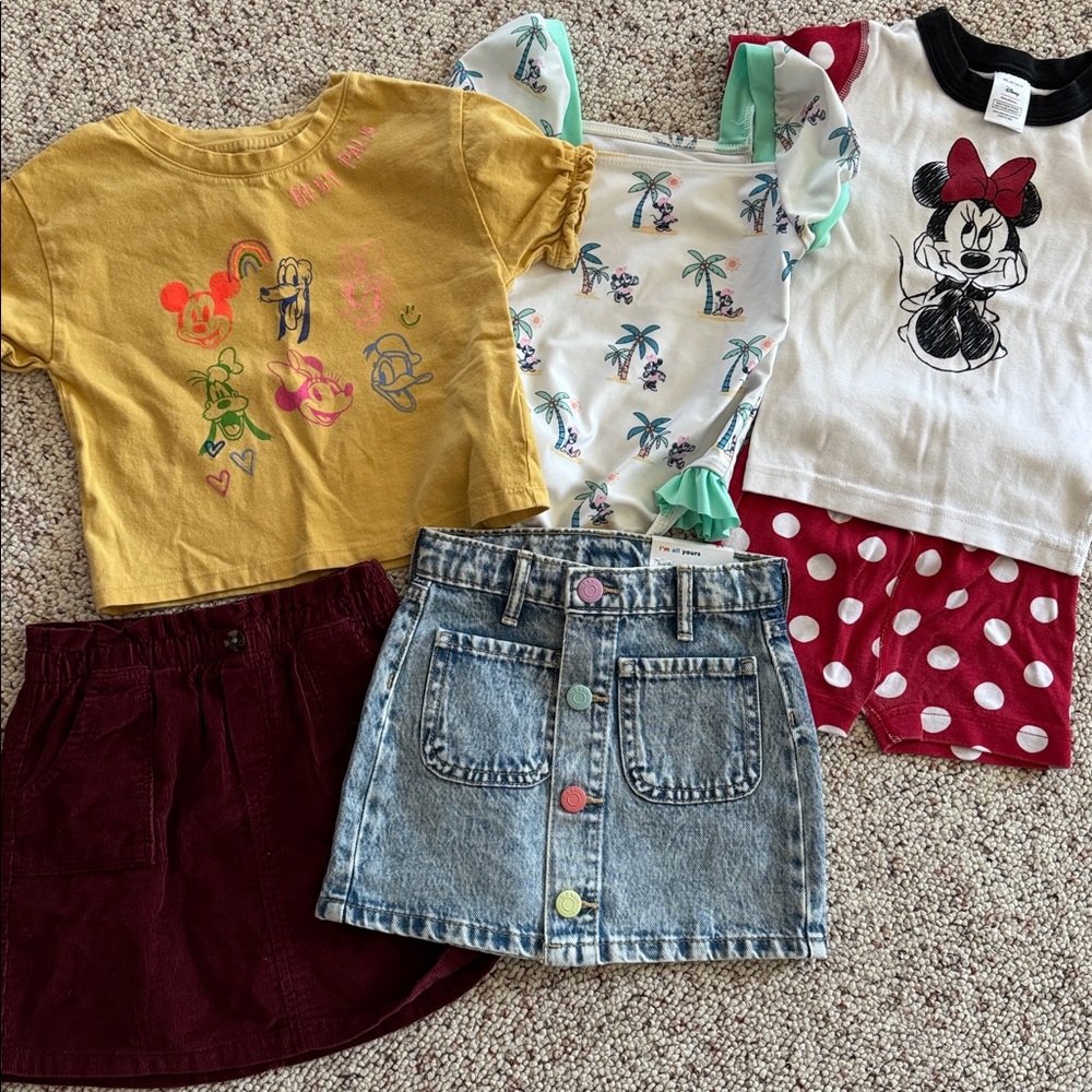 Toddler girls Minnie Mouse lot